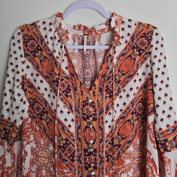 FREE PEOPLE‎ Paisley Boho Chic V neck Bell Sleeve Blouse Tunic Top S - Picture 5 of 12